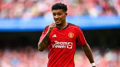 หมดอนาคตแน่! ไร้เงา ซานโช่ ถ่ายรูปหมู่แข้งผี